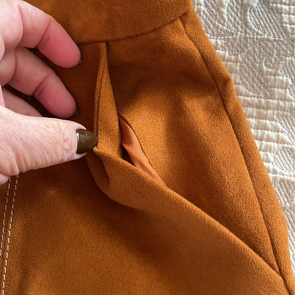NWT Karen Millen skirt suede polyester size 8 back closure midi pockets - Picture 11 of 14